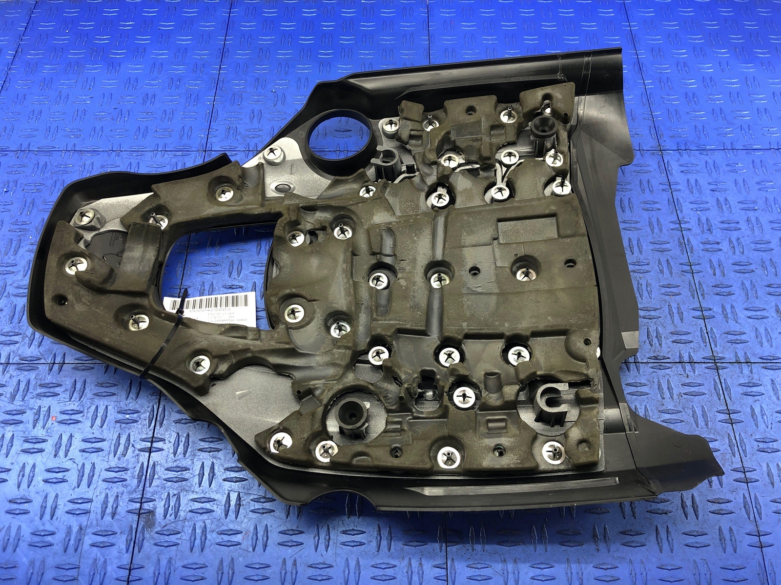 2014-2021 MASERATI QUATTROPORTE 3.0L V6 ENGINE COVER SHIELD 670003410 OEM 2015