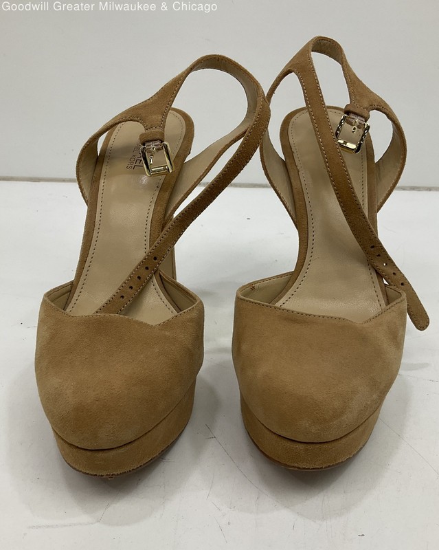 Women's Michael Kors Beige Dress Heels Size 6.5