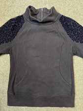 Lululemon Velvet Floral Design Scuba Zip- up Hoodie. Navy Blue. Size 8