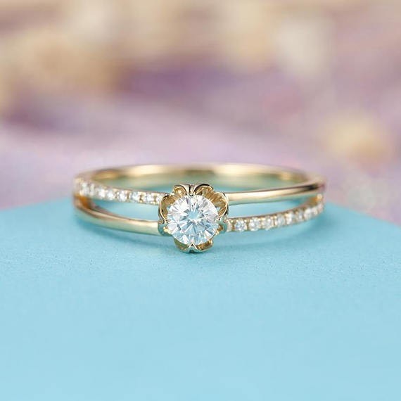 925 Silver Round Cut Simulated Diamond Unique Flower Ring 14k Yellow Gold Plated