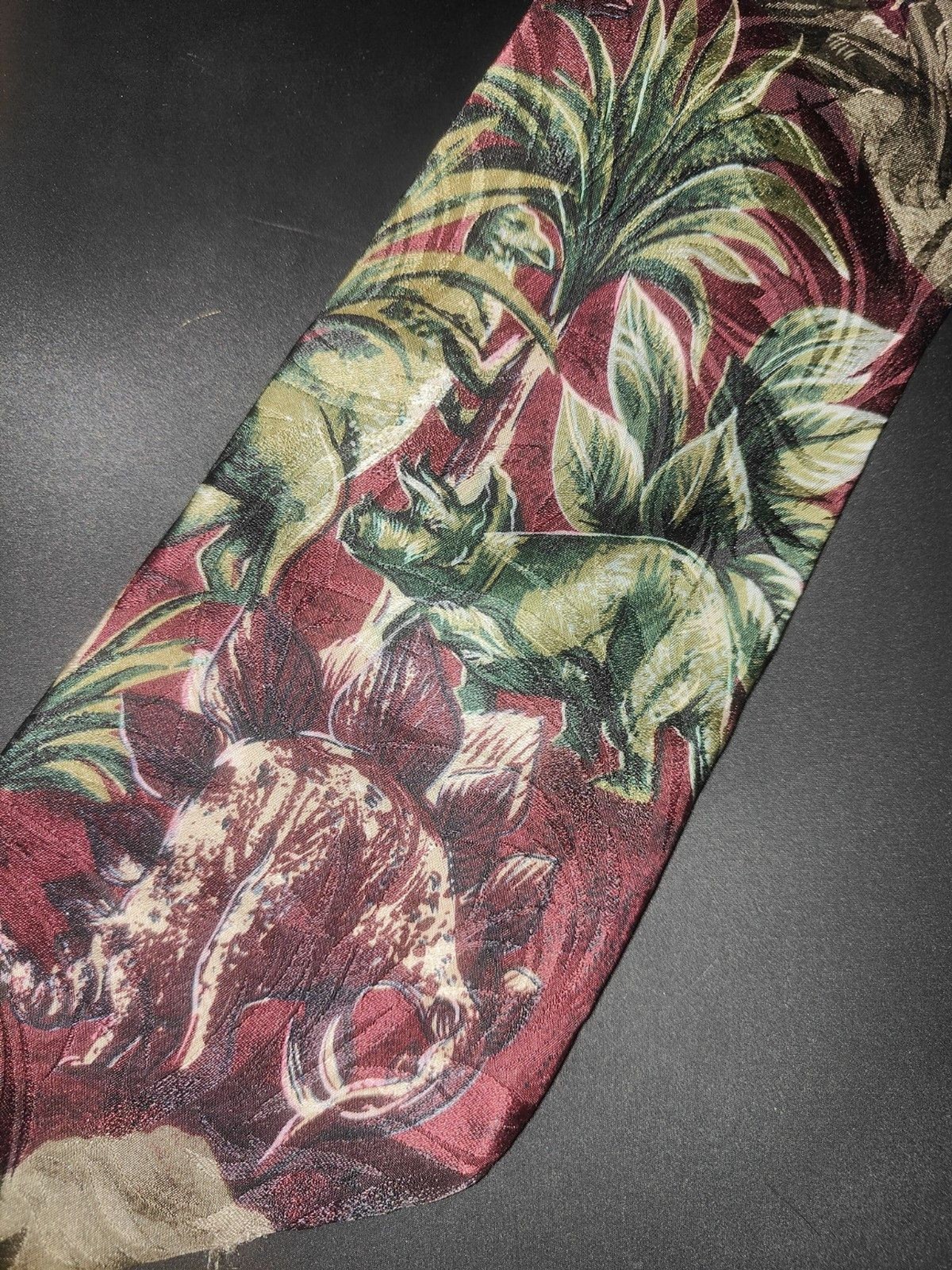Fashion Neckware Nature's Museum Stegosaurus 100% Animal — view 2