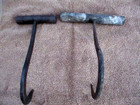 Vintage Lot of 2  8" Metal Hay Bale Ice Meat Butcher Hooks Primitive Farm Tools — photo 3