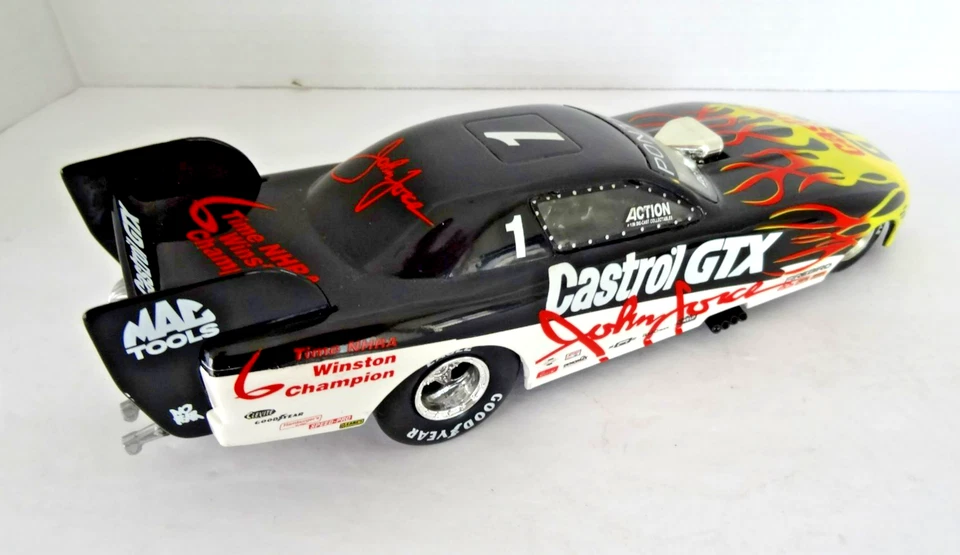 Coche divertido John Force Castrol GTX 1996 6 veces campeón de acción coleccionables Foto 4 de 4