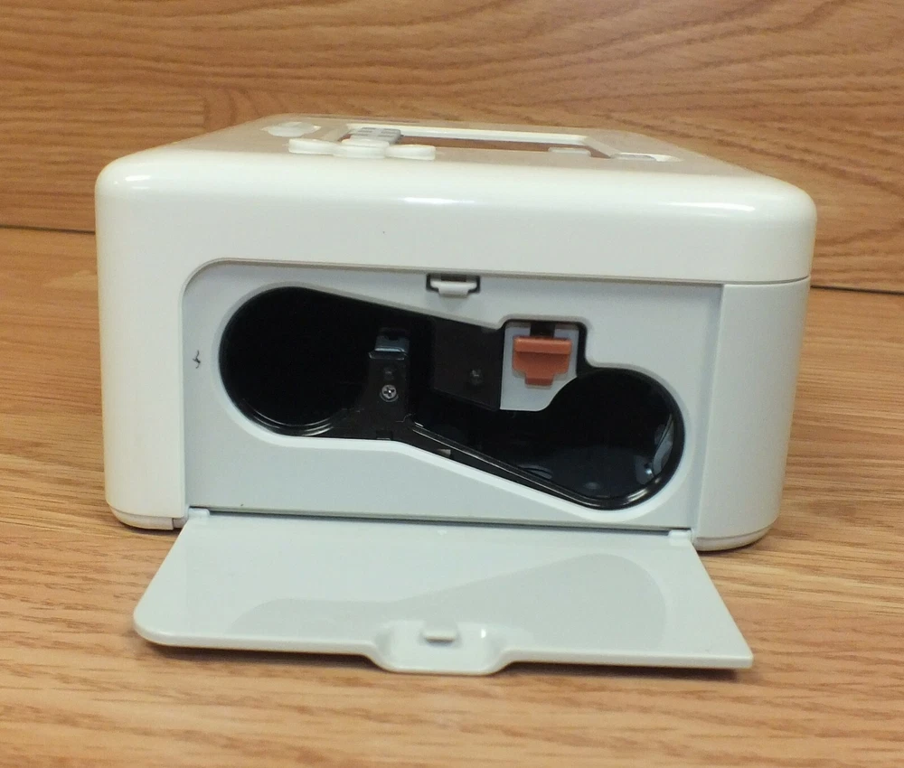 Canon Selphy CP720 Compact Photo Printer with 1.5-inch LCD & Paper Tray