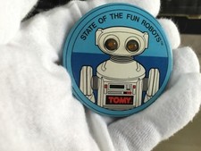 TOMY STATE OF THE FUN ROBOTS LED LIGHT UP TOY FAIR BUTTON 1980  S COLLECTIBLE
