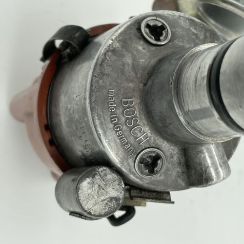Porsche 912 Bosch JFUR 4 0 231 115 061 DISTRIBUTOR With Vacuum Advance - Picture 6 of 9