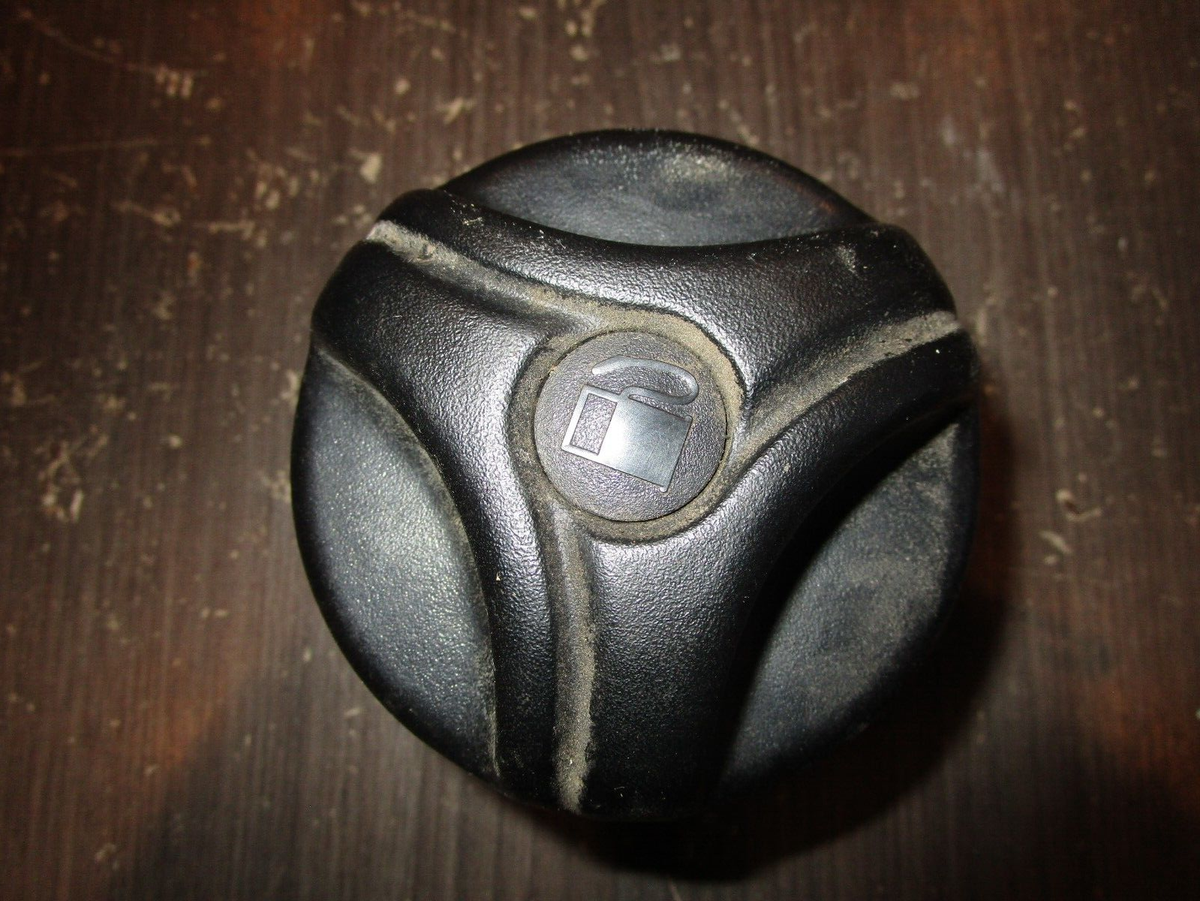 08 SEADOO GTI SE GAS CAP W/ FILLER NECK 275500710 275500231