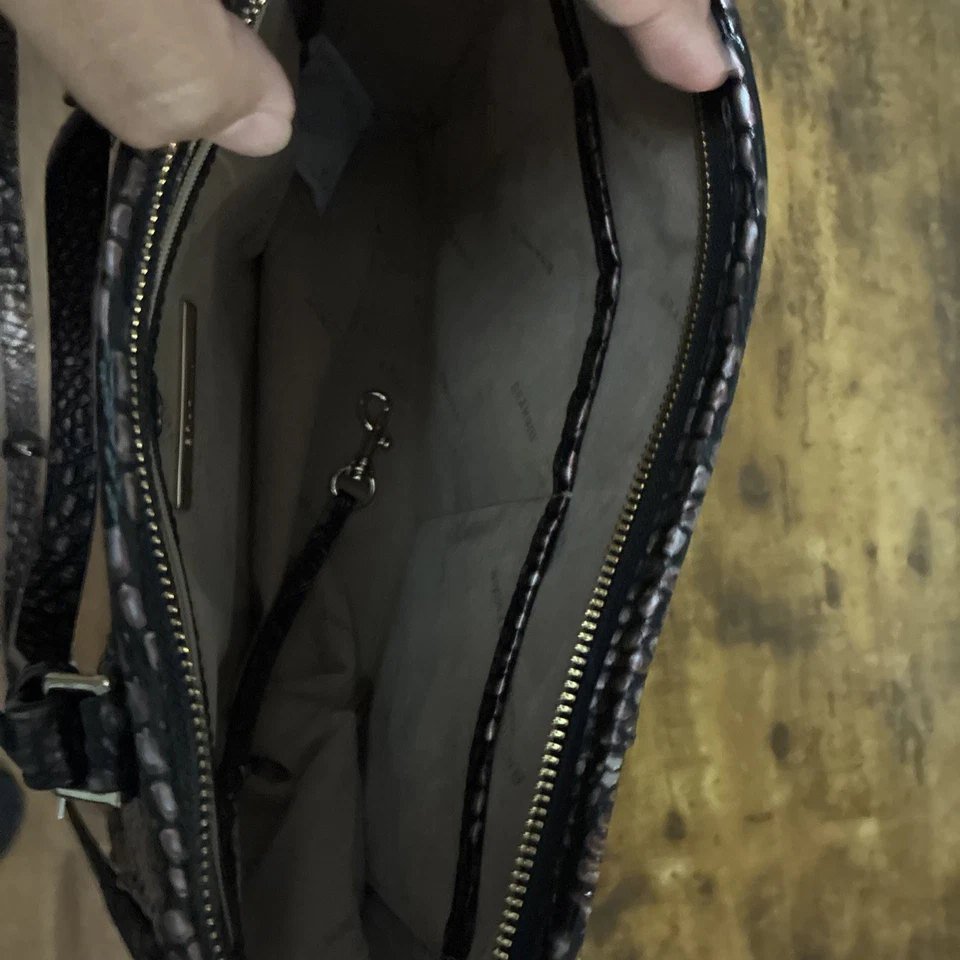 Brahmin 中号 Asher Fig Melbourne Croc 皮革单肩包 紫色 完好 — 第 3/4 张图片