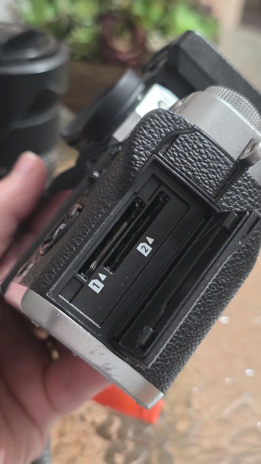 Fujifilm X-T3 26.1MP - Silver - w/ 18-135mm f/3.5-5.6, Flash and Multi ND Filter - product detail image 17