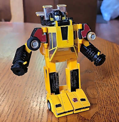 Transformers Plastic Robot Action Figure, Yellow Black Red