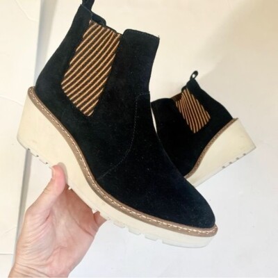 Cecelia New York Black Stripe Suede Gemma Chelsea Boots Size