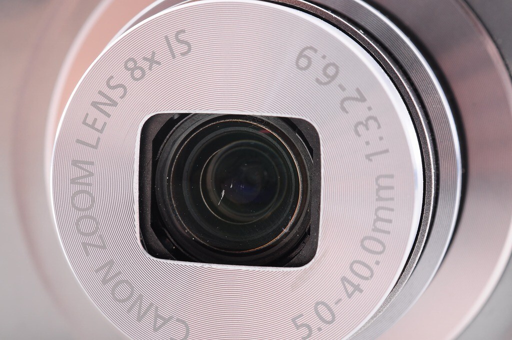 Canon IXY 160 20.0MP 8x Zoom Compact Digital Camera Silver Canon IXY 160 20.0MP 8x Zoom Compact Digital Camera Silver