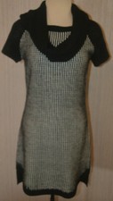 Women's Made For Me... Black White Short Sleeve Sweater Dress & Scarf Sz Large
