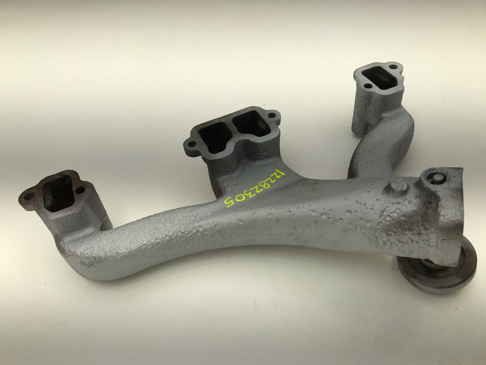 1970 Mopar 340 HP Exhaust Manifolds High Performance Left Right Pair eBay