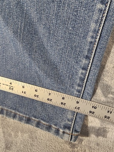 Tommy Hilfiger Low Rise Boot Jeans Women's 33x32 Blue Denim Medium Wash 5-Pocket - Picture 5 of 8