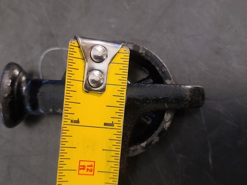 Vintage Old Screw Pulley 1-1/4” Spoke Wheel Cast Iron Rustic - Picture 9 of 10