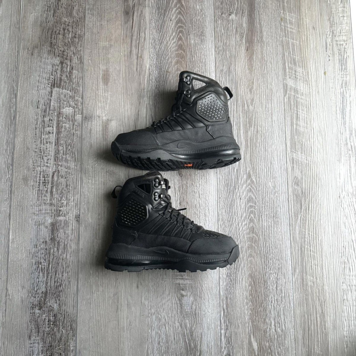 nike acg zoom superdome