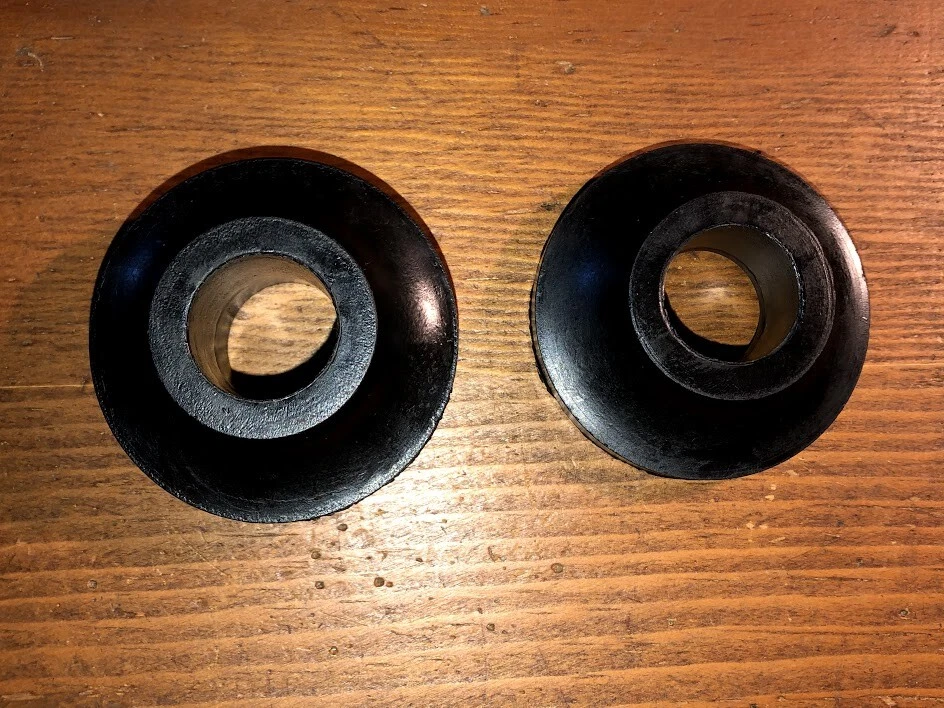 New Clevite 1965-1970 Chevrolet Biscayne Impala Caprice Strut Rod Bushing Unit Foto 3 de 4