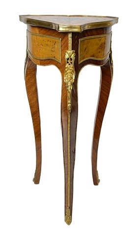 Louis XV Style Marquetry Inlaid Fruitwood Tripod Side Table with Heart Motif - Picture 10 of 10