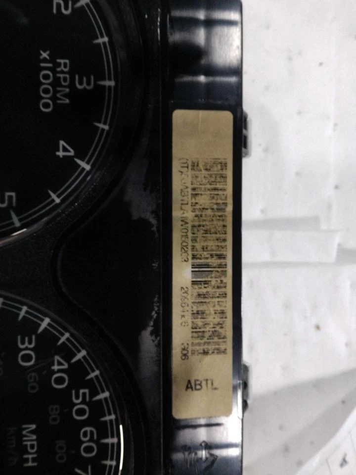 Speedometer Cluster MPH US Market Fits 07-10 12-14 SIERRA 2500 PICKUP 577226 - Image 2 of 4