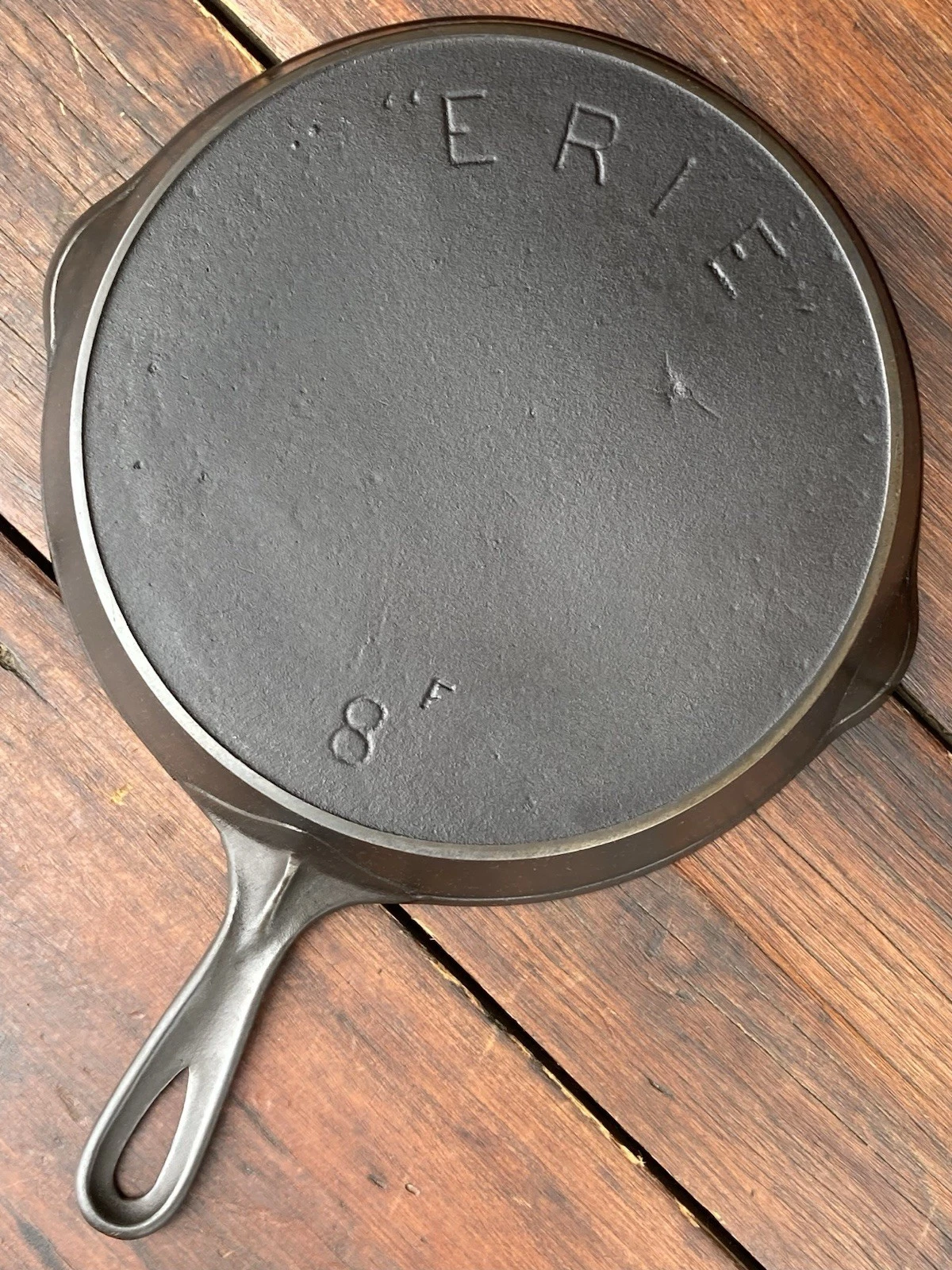 Pre Griswold Erie #8 Cast Iron Skillet with Star Maker’s Mark