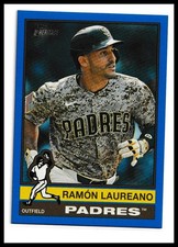 2025 Topps Heritage #515 Ramón Laureano Dark Blue Border San Diego Padres