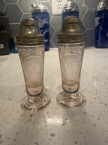 Hazel Atlas Royal Lace Pink Salt and Pepper Shakers Set Depression Glass