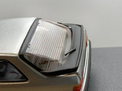 1:43 Norev Peugeot 309 Gti Gris Métallisé Essuis Glace Arrière Cassé - Imagen 8 de 8
