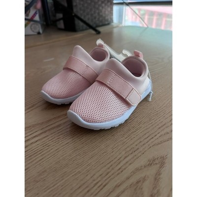 New Girls Cat & Jack Strap Closure Easy slip in Sneakers Light Pink Size 7
