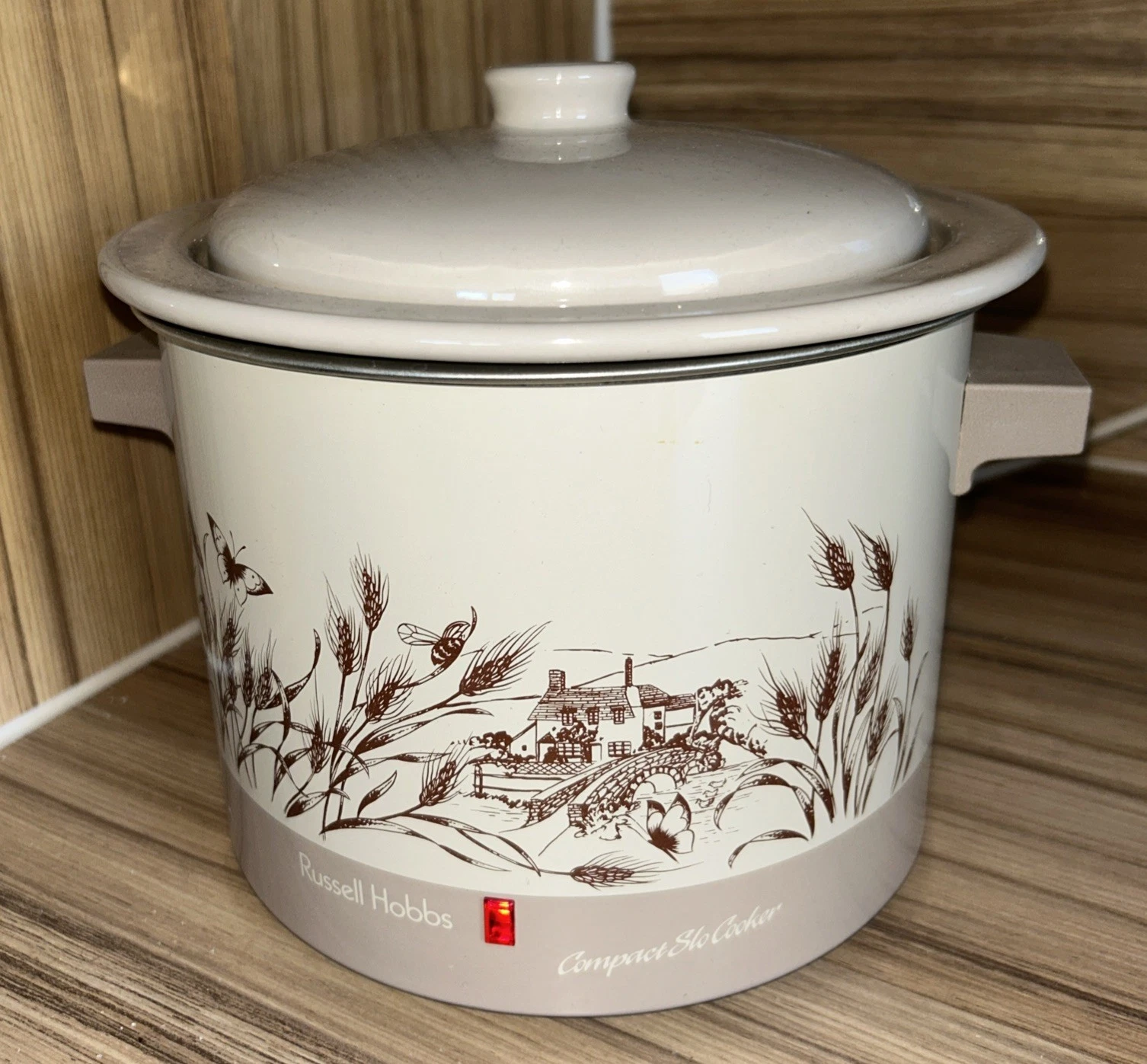 Vintage Russell Hobbs Compact Slow Cooker 5801 1.5 Litre Country Style