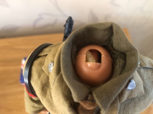 Vintage Action Man Eagle Eye Royal Military Police Figure - Picture 9 of 12