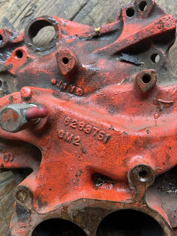 Chevrolet Camaro Corvette Chevelle 350 1970 71 colector de admisión 6263751, SBC Foto 2 de 4