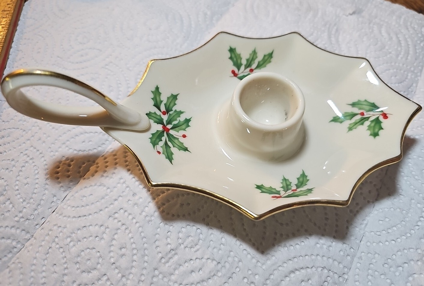 Lenox Holly Themed Holiday Candle  holder,gold trim,handle!