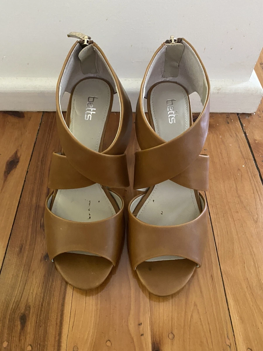 Betts tan hotsell heels