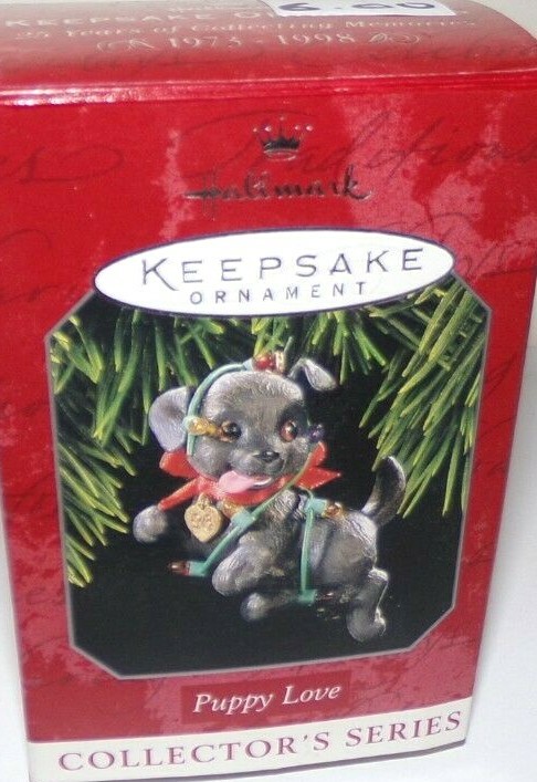 HALLMARK KEEPSAKE ORNAMENT "PUPPY LOVE 8th IN SERIES" SWEET HOLIDAY TREASURE!