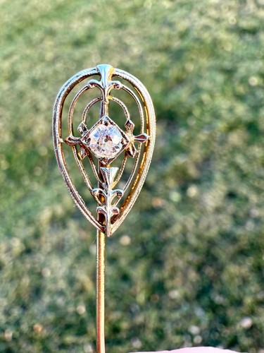 Prendedor de sombrero vintage Art Nouveau de oro de 14 quilates con solapa de lágrima de diamante de 0,14 quilates - Imagen 10 de 24