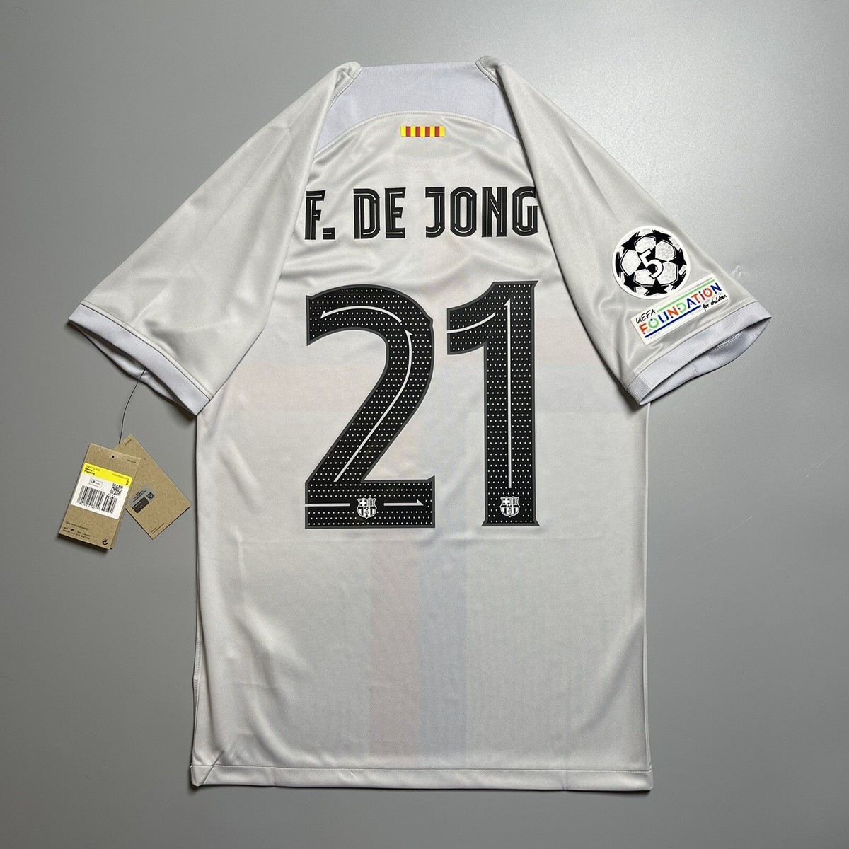 Nike サッカーシャツ ホワイト　y2k 00s NIKE F.C. サッカー ユニフォーム ゲーム シャツ y2k - メルカリ