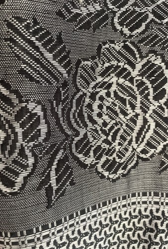 Sciarpa grande scialle quadrato nero bianco argento floreale Afghanistan 43” x 42” nuova senza etichette - Foto 6 di 12