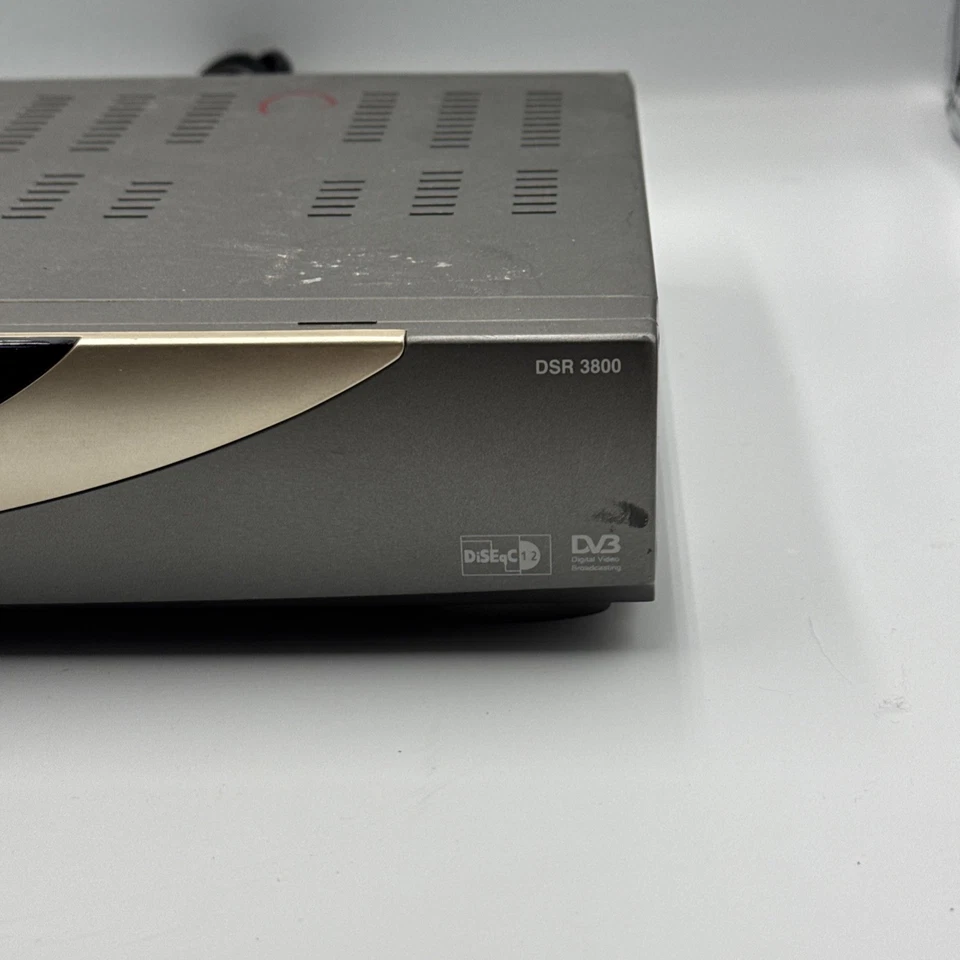 Samsung Digital Satellite Receiver DVB DSR 3800 - Image 4 of 4