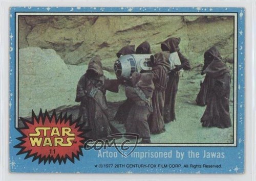 1977 Topps Star Wars #11 Artoo is imprisoned by the Jawas — Raw
