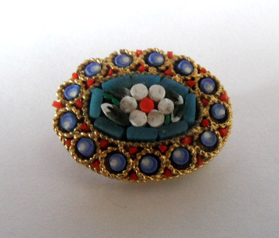 Italienische Vintage Micro Mosaik Blumen Brosche in Goldeinfassung  50er