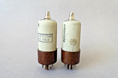 1 x NOS CV1343, MO VALVE, ENGLAND , AMP TESTED, LIKE AF7, OCTAL SOCKET, BULK BOX