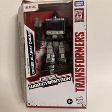 Transformers Deseeus Army Drone Netflix War for Cybertron Trilogy Autobot NEW