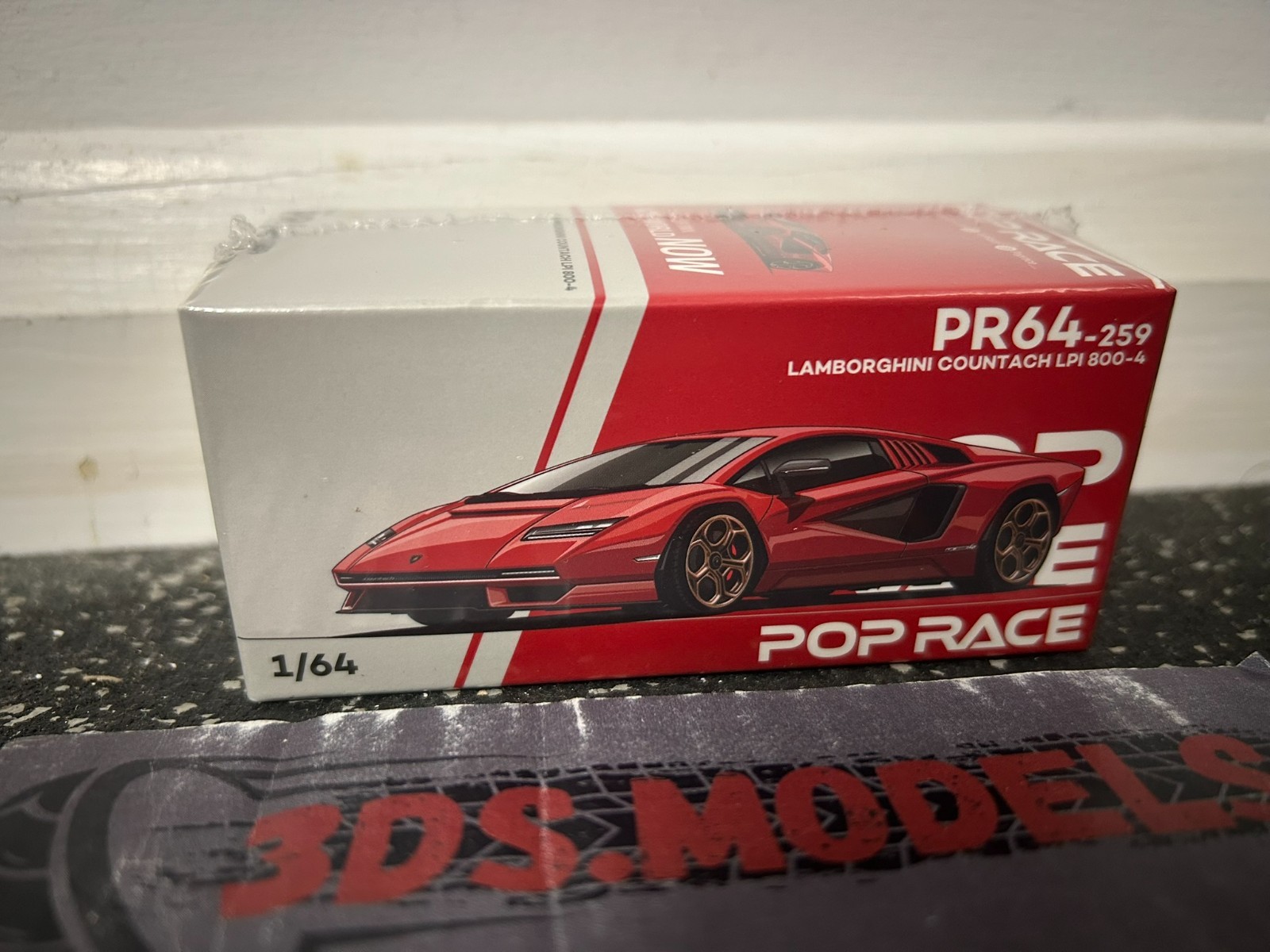POP RACE LAMBORGHINI COUNTACH LPI-800 - ROSSO 1/64 *COMBINE POSTAGE*