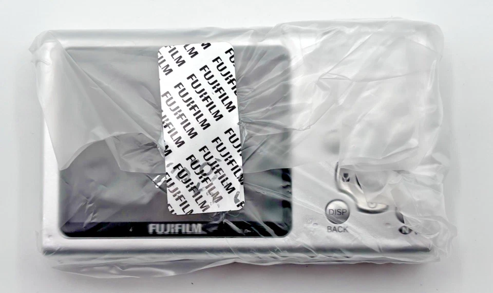 New in Original Box Fujifilm FinePix Z5fd Brown Retro CCD Compact Digital Camera - Image 2 of 4