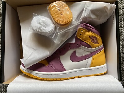 NEU Nike Air Jordan 1 Retro High OG  Brotherhood  University Gold-Bordeaux EU 42