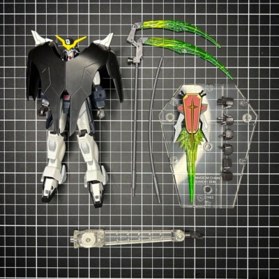 GUNDAM W Deathscythe Hell BANDAI Action Figure Robot Spirits