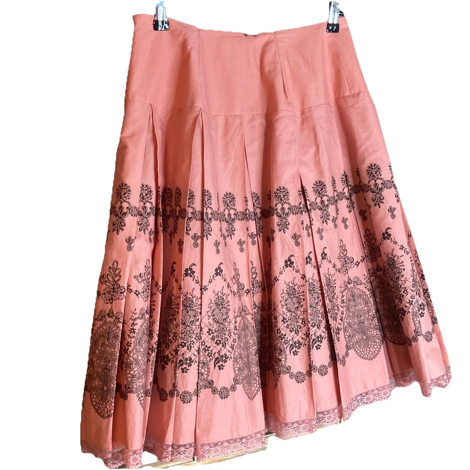 Apt. 9 Women's Pink & Black Pleated Skirt Size 8 28x25 Side Zip Lace Hem - Image 2 of 4