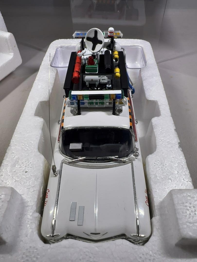 Ghostbusters Ecto-1 Two-Piece Set 1/43 Hot Wheels | eBay