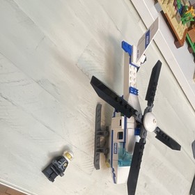 LEGO CITY Helicopter lot with original minifigs - sets #7741 and #7903